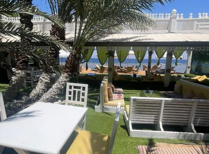 Lidia And Restaurant מלון דהב