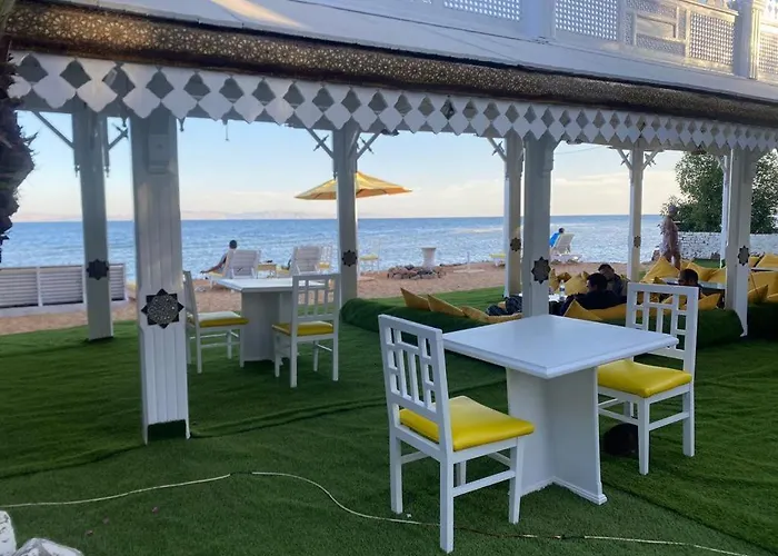 מלון Lidia And Restaurant *