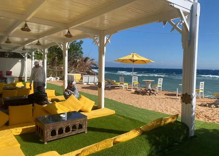 Lidia And Restaurant מלון *