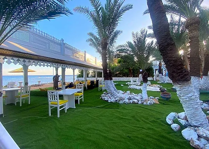 מלון Lidia And Restaurant *