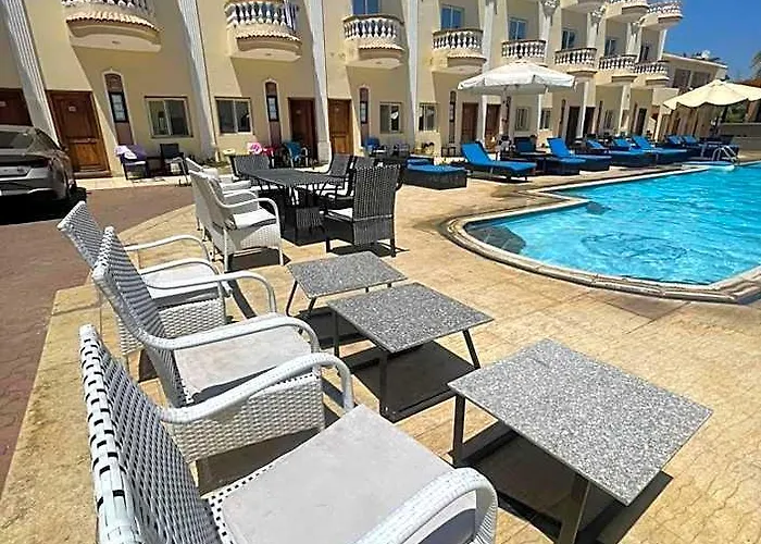 Lidia And Restaurant מלון דהב
